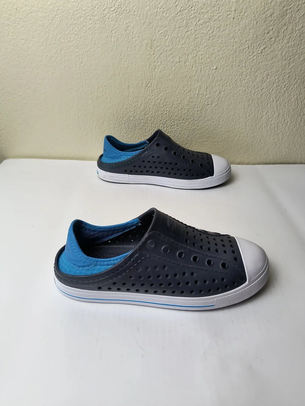 Skechers Big Girl 4 Navy and Bright Blue Water-Resistant Slip-On Sneakers